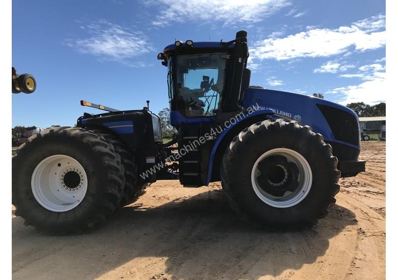 caption New Holland T9.670 FWA/4WD Tractor