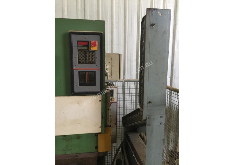 caption 2000 x 20T PRESS BRAKE