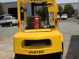 Hyster H4.00DX 2007 4 Tonne 4T 4000kg Diesel 2 Stage Counterbalance Forklift - picture2' - Click to enlarge