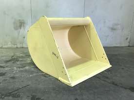 UNUSED 900MM DIGGING BUCKET TO SUIT 6-8T EXCAVATOR D999 - picture0' - Click to enlarge
