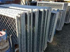 CYCLONE  WIRE  GATES - picture0' - Click to enlarge
