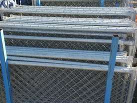 CYCLONE  WIRE  GATES - picture1' - Click to enlarge