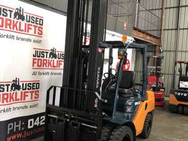 TOYOTA FORKLIFTS 32-8FGJ35 - picture0' - Click to enlarge