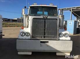 2007 Western Star 4800FX - picture1' - Click to enlarge