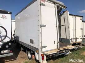 2012 Mitsubishi Fuso Canter L7/800 515 - picture2' - Click to enlarge