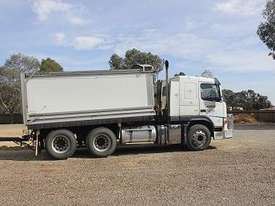 Volvo FM MK2 - picture0' - Click to enlarge