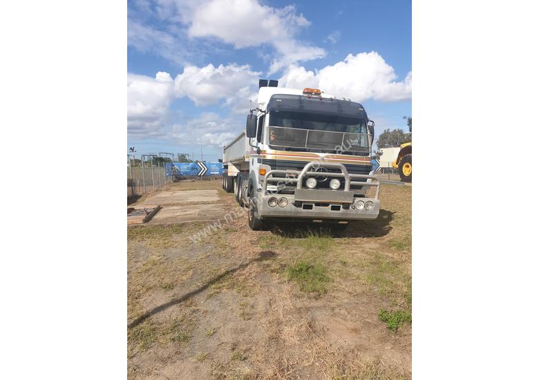 caption Mercedes Benz 2550 prime mover