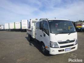 2013 Hino 300 816 - picture0' - Click to enlarge