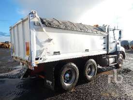 MACK CMMT Tipper Truck (T/A) - picture2' - Click to enlarge