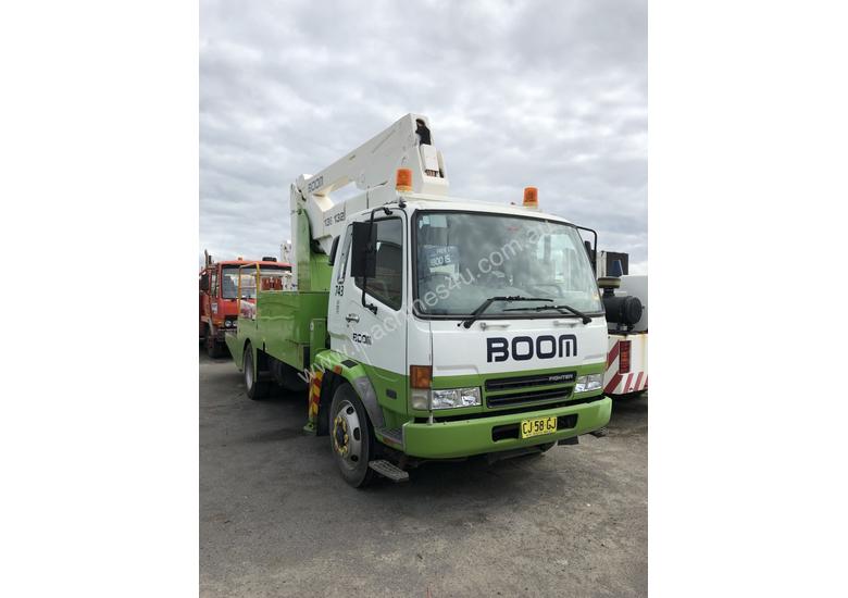 caption 2007 MITSUBISHI FIGHTER TRAVEL TOWER