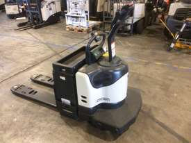 Electric Forklift Rider Pallet PE Series 2012 - picture0' - Click to enlarge