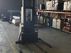 Electric Forklift Walkie Stacker M Series 2008 - picture2' - Click to enlarge