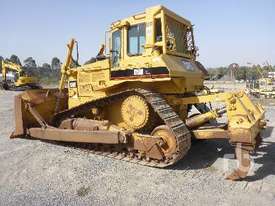 CATERPILLAR D6H XL Crawler Tractor - picture2' - Click to enlarge