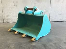 UNUSED 600MM TOOTHED DIGGING BUCKET SUIT 3-4T EXCAVATOR E056 - picture0' - Click to enlarge