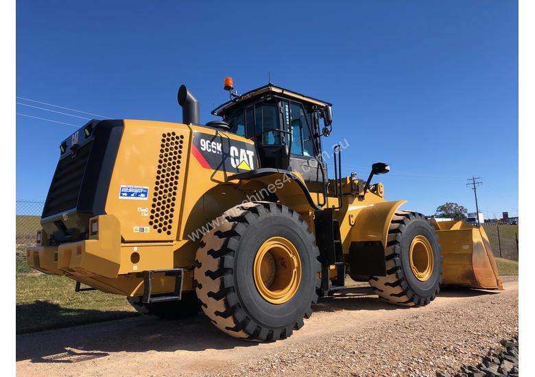 caption Caterpillar 966K