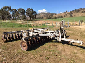 Gibbins Rawling RM40 Offset Discs Tillage Equip - picture0' - Click to enlarge