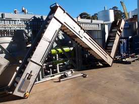 Bucket Conveyor Elevator - picture0' - Click to enlarge