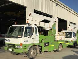 2005 MITSUBISHI FK600 Travel Tower Truck - picture0' - Click to enlarge