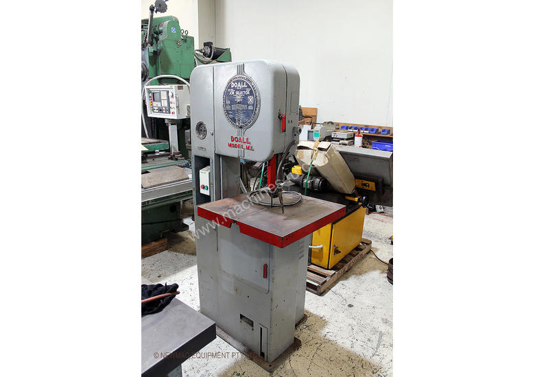 caption Doall ML Vertical Bandsaw