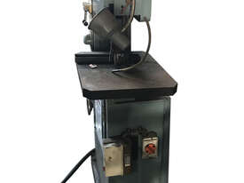 ACY LUX Bandsaw Vertical Metal Band Saw, 415 Volt, 1/2 HP  300A - picture0' - Click to enlarge