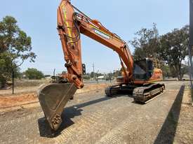 Doosan Low hour 30t excavator with attachments  - picture0' - Click to enlarge