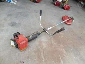 Kawasaki Brush Cutter - picture1' - Click to enlarge