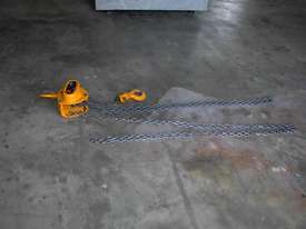 Chain blocks Anchor PWB - picture0' - Click to enlarge