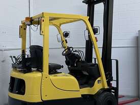 Forklift Counterbalance Hyster 1.8 Ton LPG Refurbished - picture0' - Click to enlarge