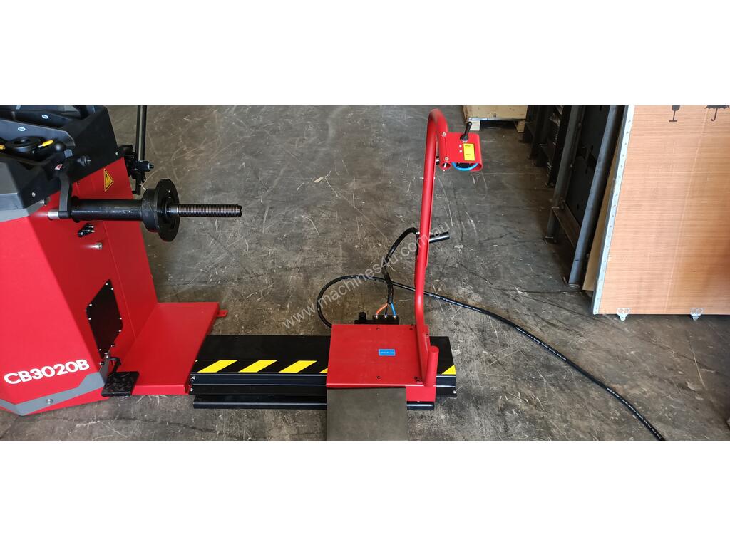 New Bright Wheel Balancer Wheel Lift Wheel Balancer in , QLD