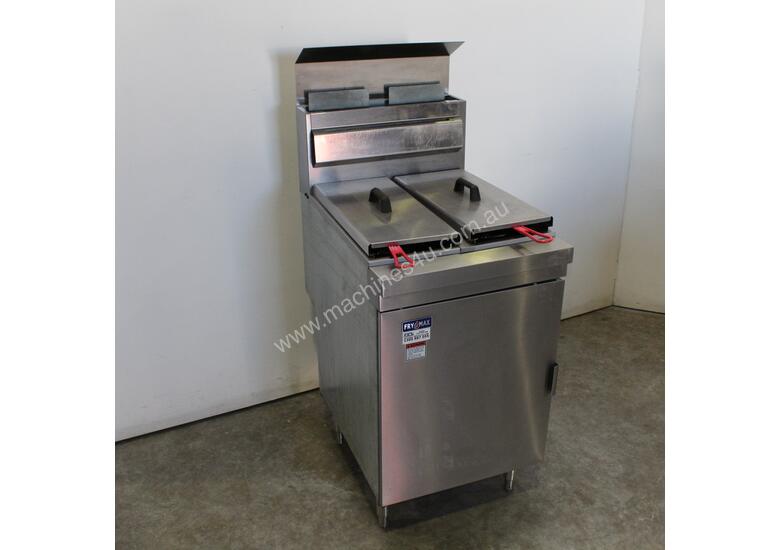 caption Frymax RC-400T Split Pan Fryer
