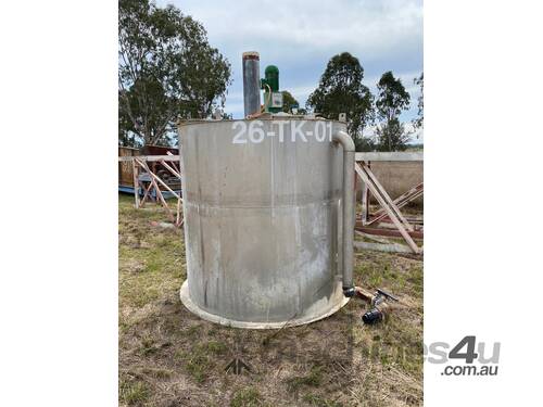 STAINLESS STEEL MIXING TANK