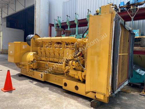 1500 KVA Caterpillar Diesel Generator Very low Hours (435 T/T) ex Standby from Hospital 