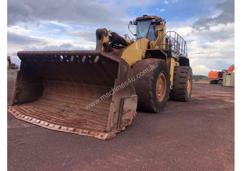 caption 1997 KOMATSU WA800-2