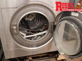 IPSO WF 235C  INDUSTRIAL WASHING MACHINE - picture1' - Click to enlarge