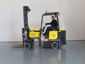 Articulated Electric Warehouse Forklift  - picture1' - Click to enlarge