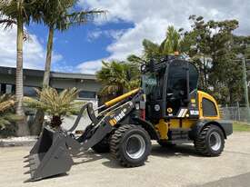 Compact Wheel Loader  - picture2' - Click to enlarge