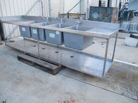 stainless steel sink - picture0' - Click to enlarge