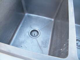 stainless steel sink - picture0' - Click to enlarge
