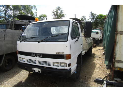 1993 ISUZU NPR WRECKING STOCK #1889