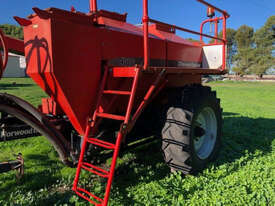 Horwood Bagshaw Scaribar Air Seeder Seeding/Planting Equip - picture0' - Click to enlarge