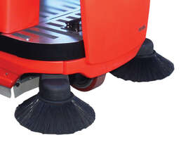 1300mm Diesel Sweeper - Hire - picture1' - Click to enlarge