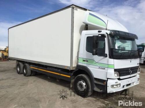 2006 Mercedes Benz Atego 2328