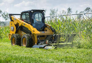 CATERPILLAR BR118 BRUSHCUTTER WITH 1.00% FINANCE^