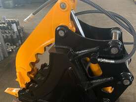 *BRAND NEW* 1 - 2 TONNE | HEAVY DUTY HYDRAULIC GRAB BUCKET INC. HOSES + COUPLERS  - picture1' - Click to enlarge