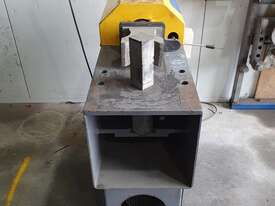 Horizontal Bender - picture2' - Click to enlarge