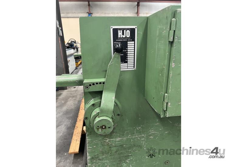 caption HJO Guillotine 2500 x 4mm
