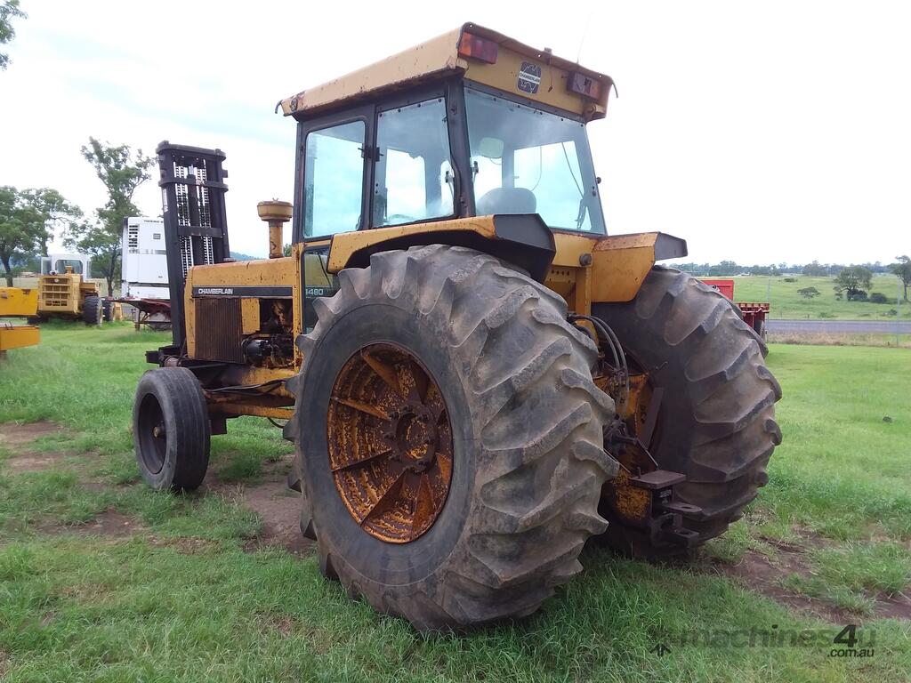 Used chamberlain 4480 Tractors in TIARO, QLD