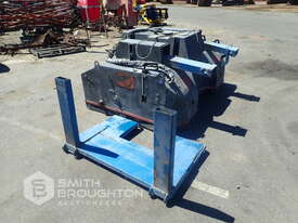 CANGINI BROOM ATTACHMENT TO SUIT SKIDSTEER LOADER & TELEHANDLER - picture0' - Click to enlarge