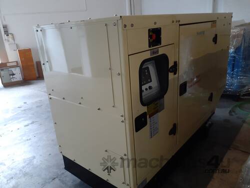 27.5KVA Cummins/Stamford Silenced Diesel Generator 3 Phase 415V with ATS