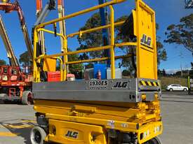 JLG 1930ES Electric Scissor Lift - picture2' - Click to enlarge